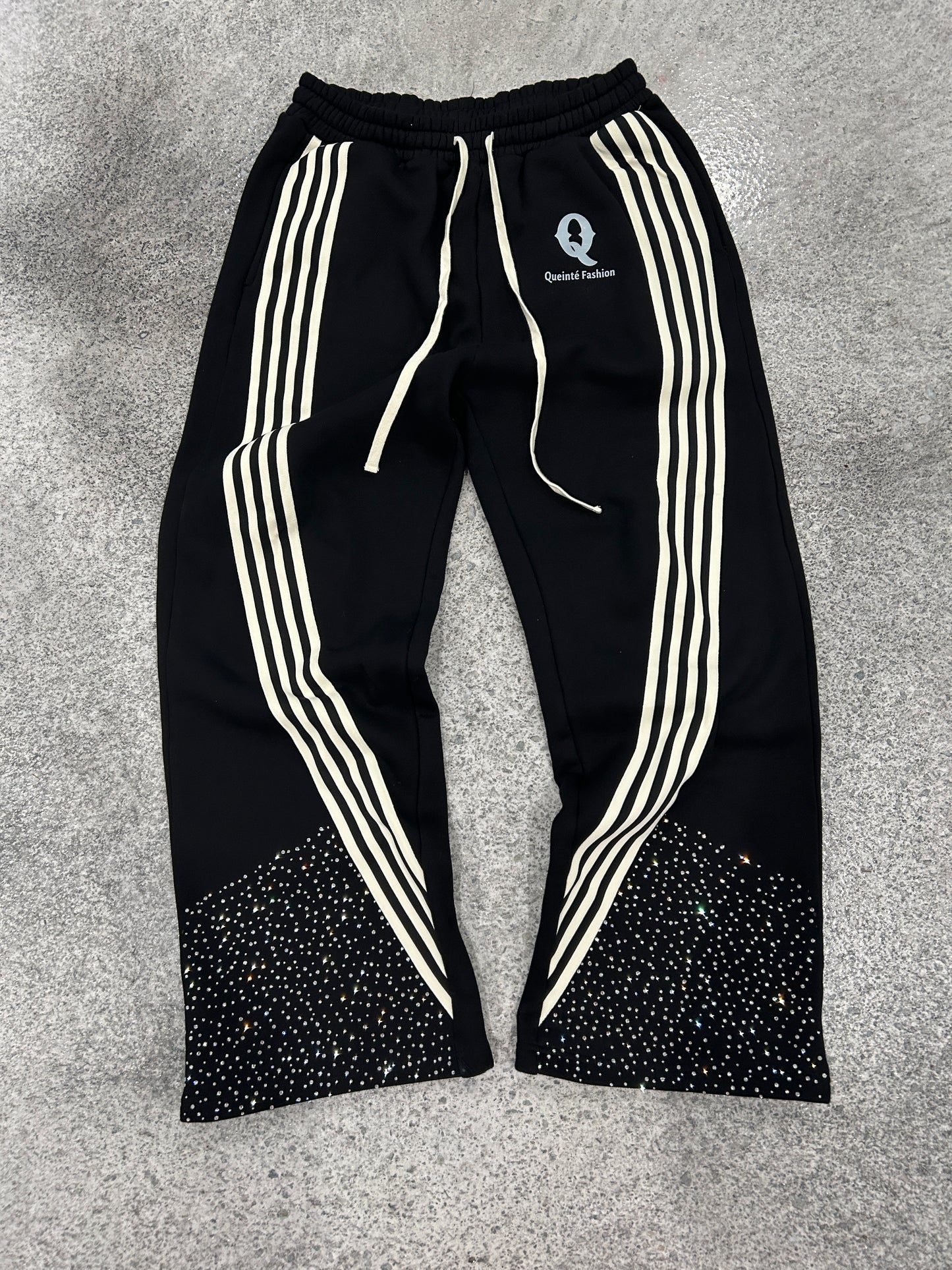 Queinté Sweats