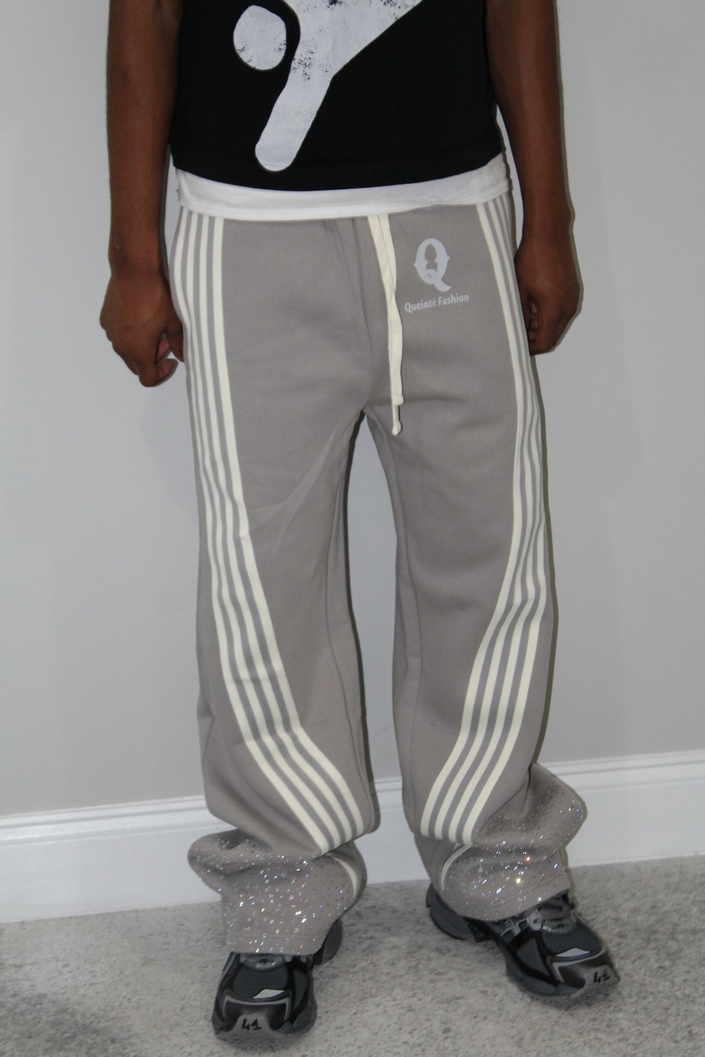 Queinté Sweats